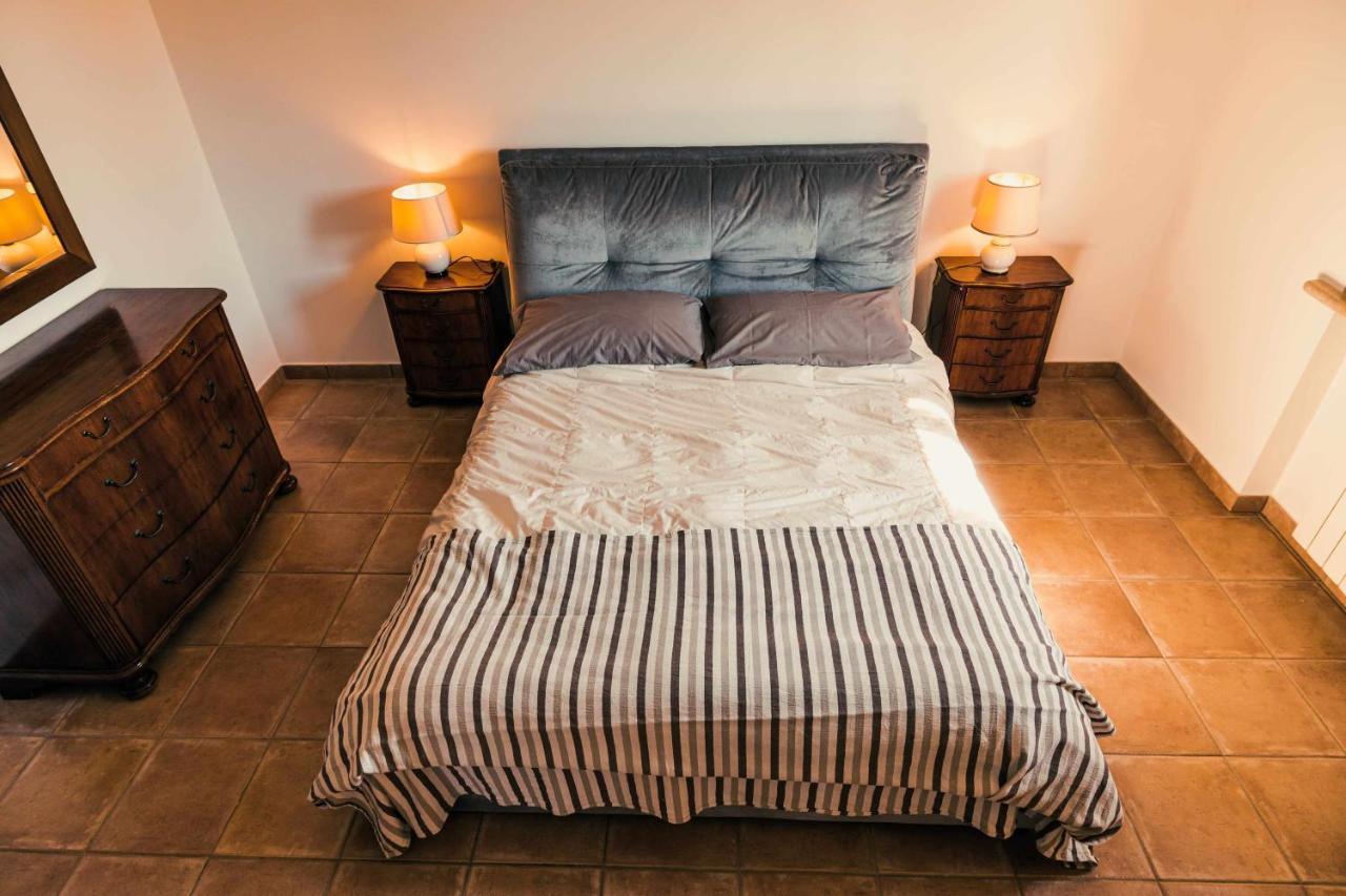 Bed And Breakfast Villa Romano Anzio Exteriör bild