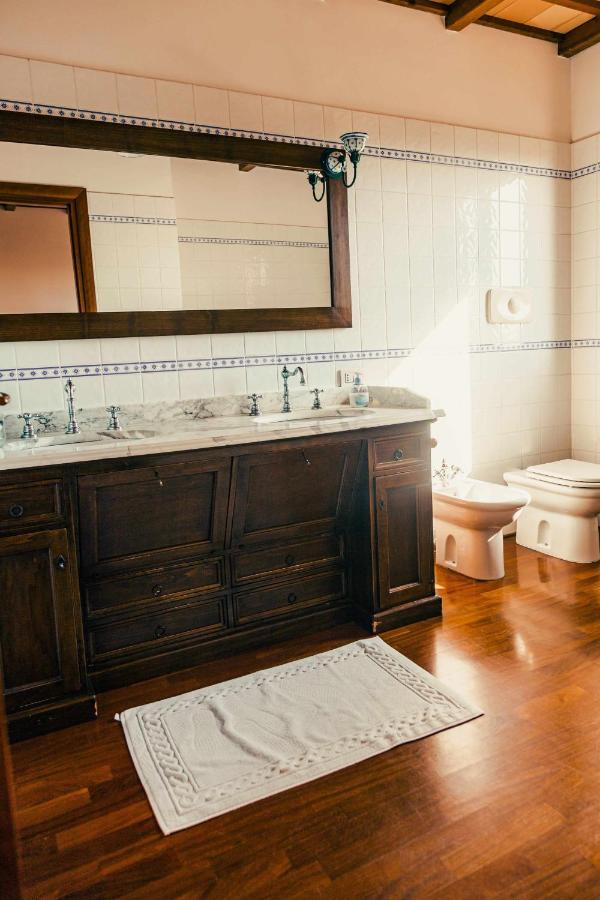 Bed And Breakfast Villa Romano Anzio Exteriör bild